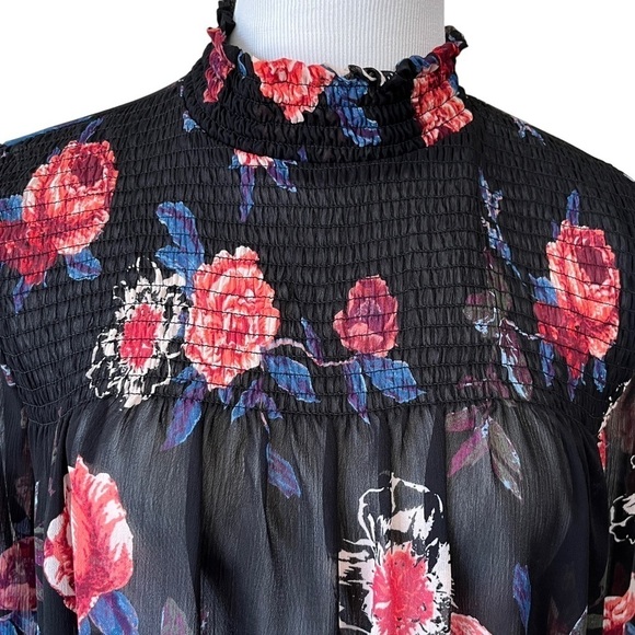 About a Girl Sheer Floral Smocked High Neck Blouse Size Medium - Picture 5 of 11